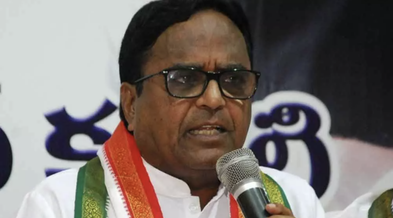 ponnala lakshmaiah resigns from congress